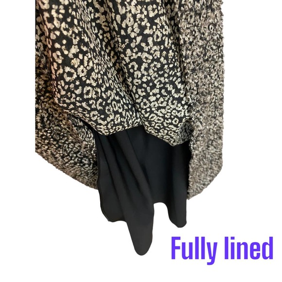 Tahari Black and White Boucle Tweed Fit and Flair Sleeveless V-neck Dress Sz 2 - Picture 5 of 7